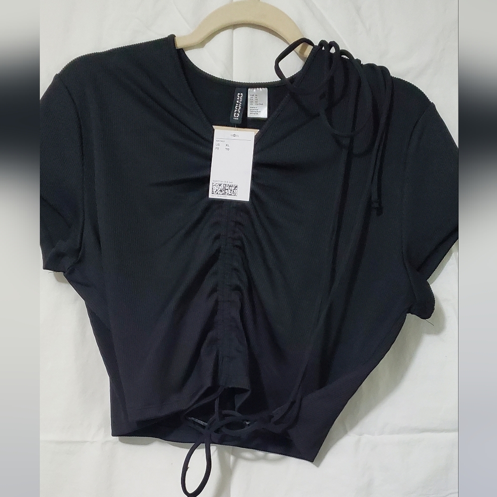 H&M Black Ruched Crop Top